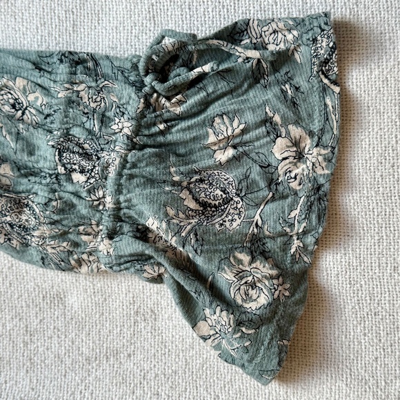 blouse - Picture 4 of 5